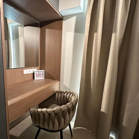 Idei-eos Charming & Comfort Apartment
